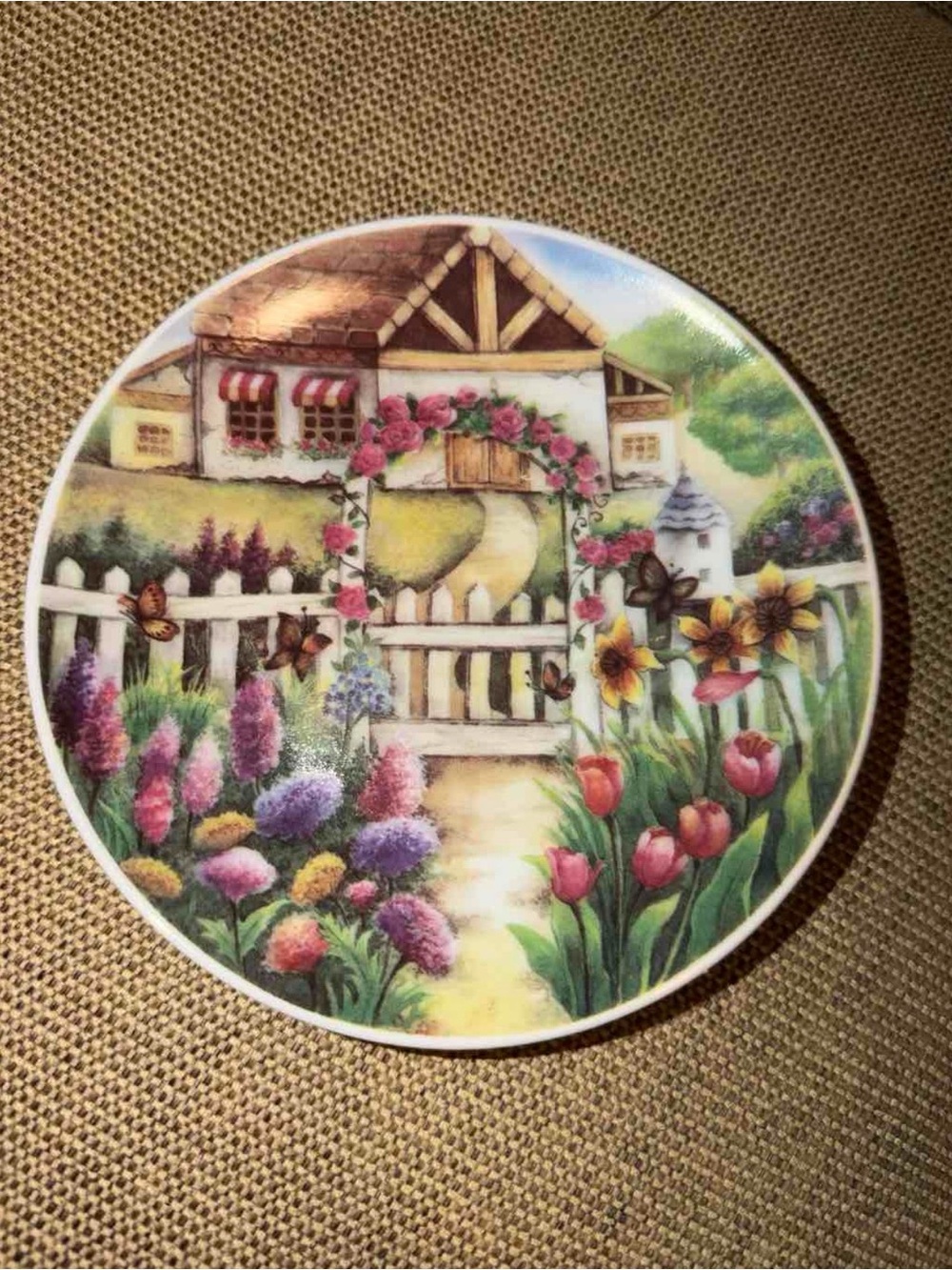 Decorative Cottage Scene Ceramic Plate
